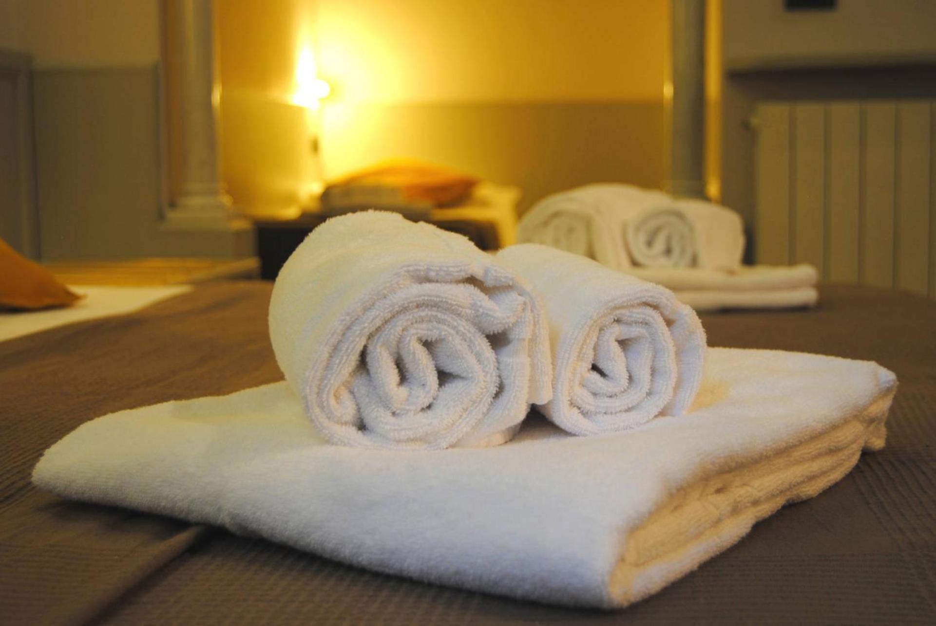 Hotel White Rose Igi Airport Yeni Delhi Dış mekan fotoğraf